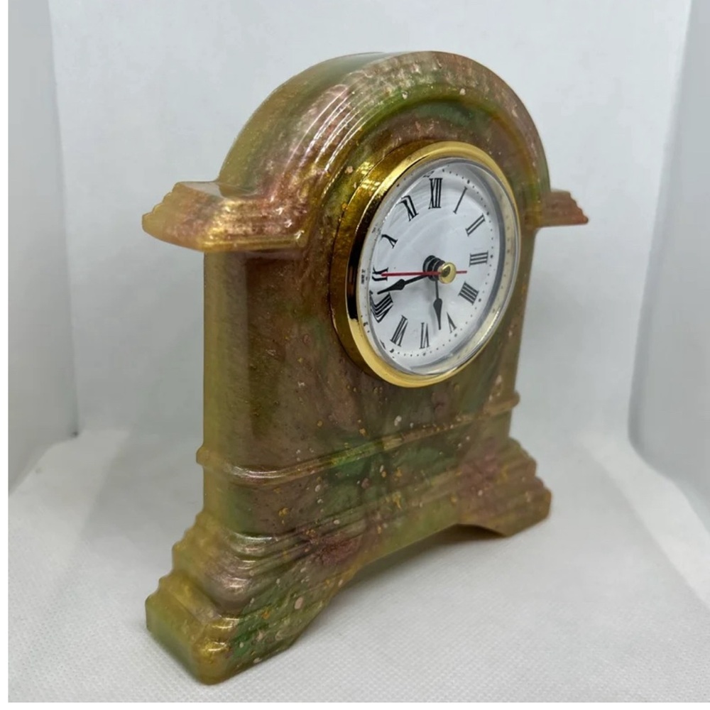 Resin Clock - Picture 3 of 6